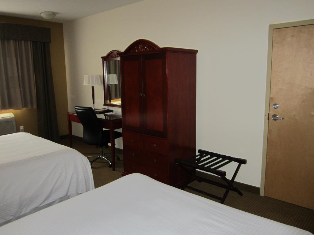 Trend Mountain Hotel & Conference Centre Tumbler Ridge Zewnętrze zdjęcie